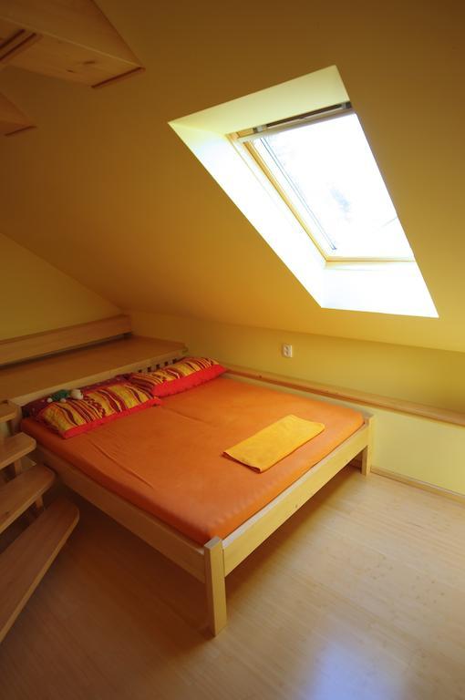 Guest house Max